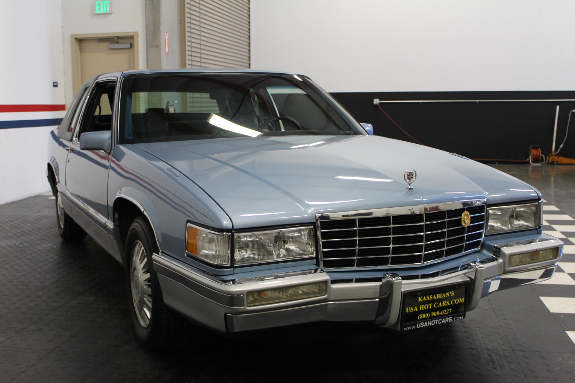 1993 Cadillac DeVille 5