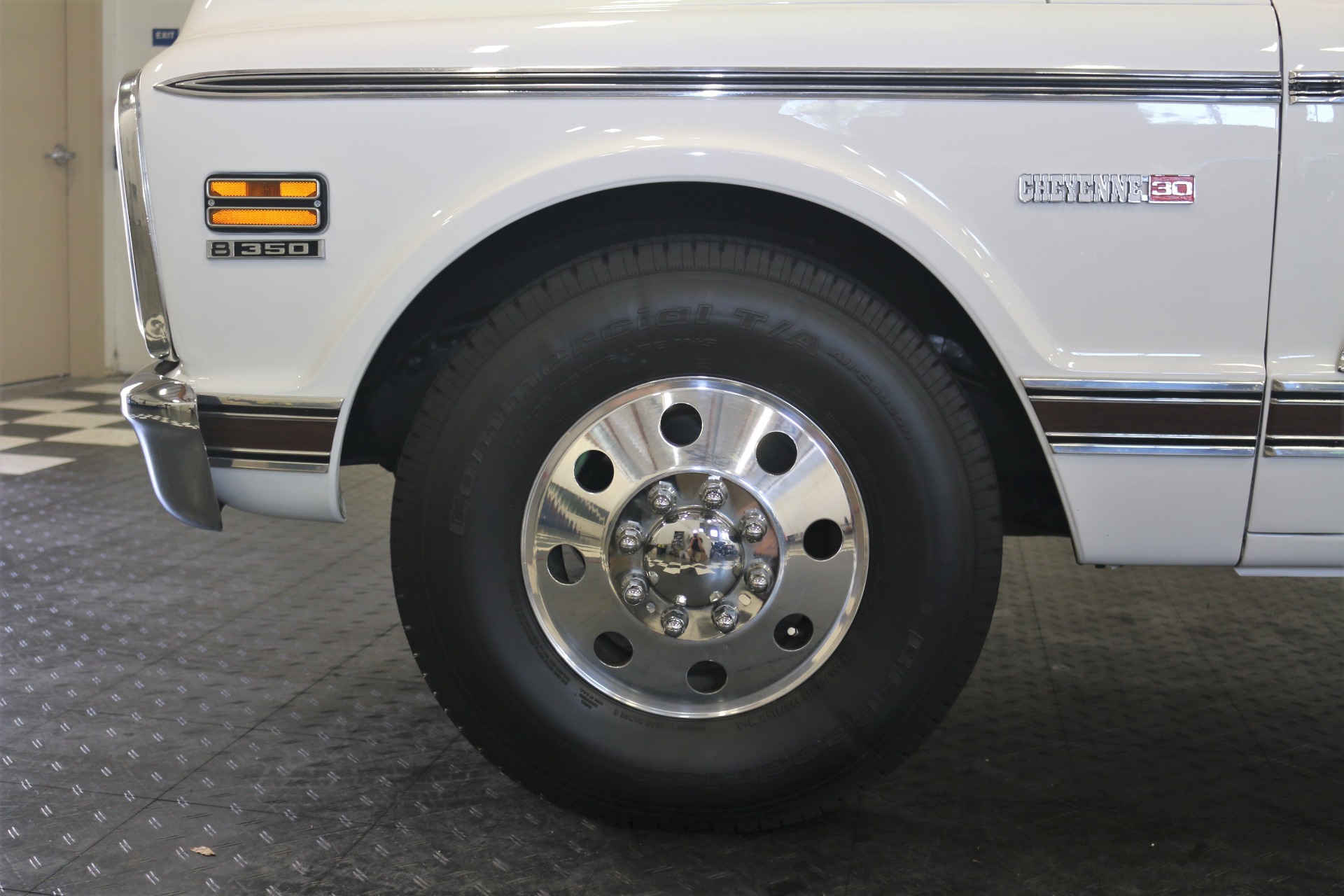 Used-1972-Chevrolet-C30-Cheyenne-Longhorn