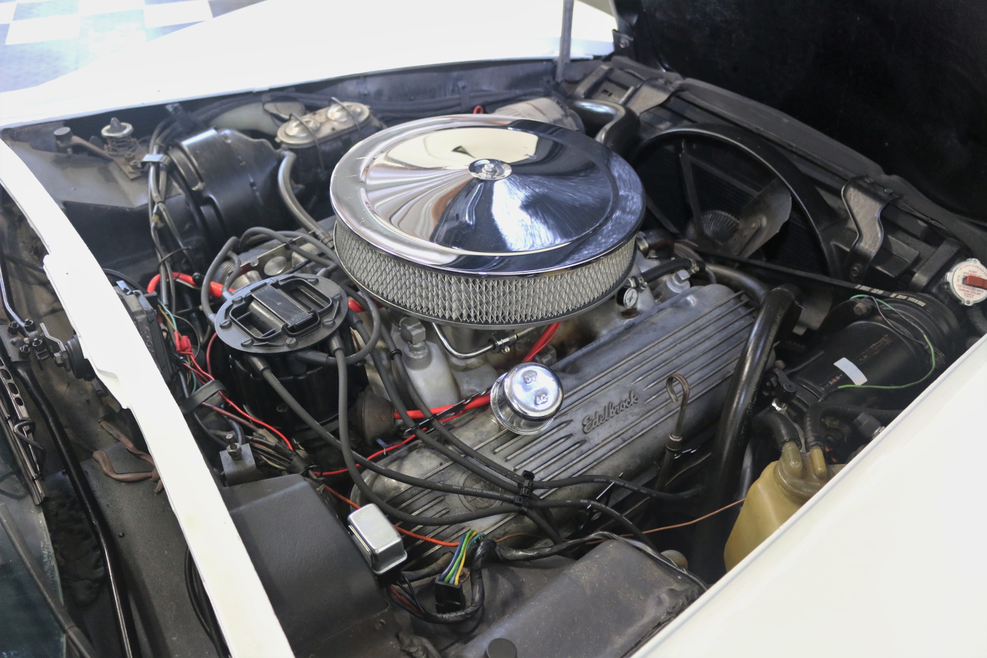 Used-1975-Chevrolet-Corvette