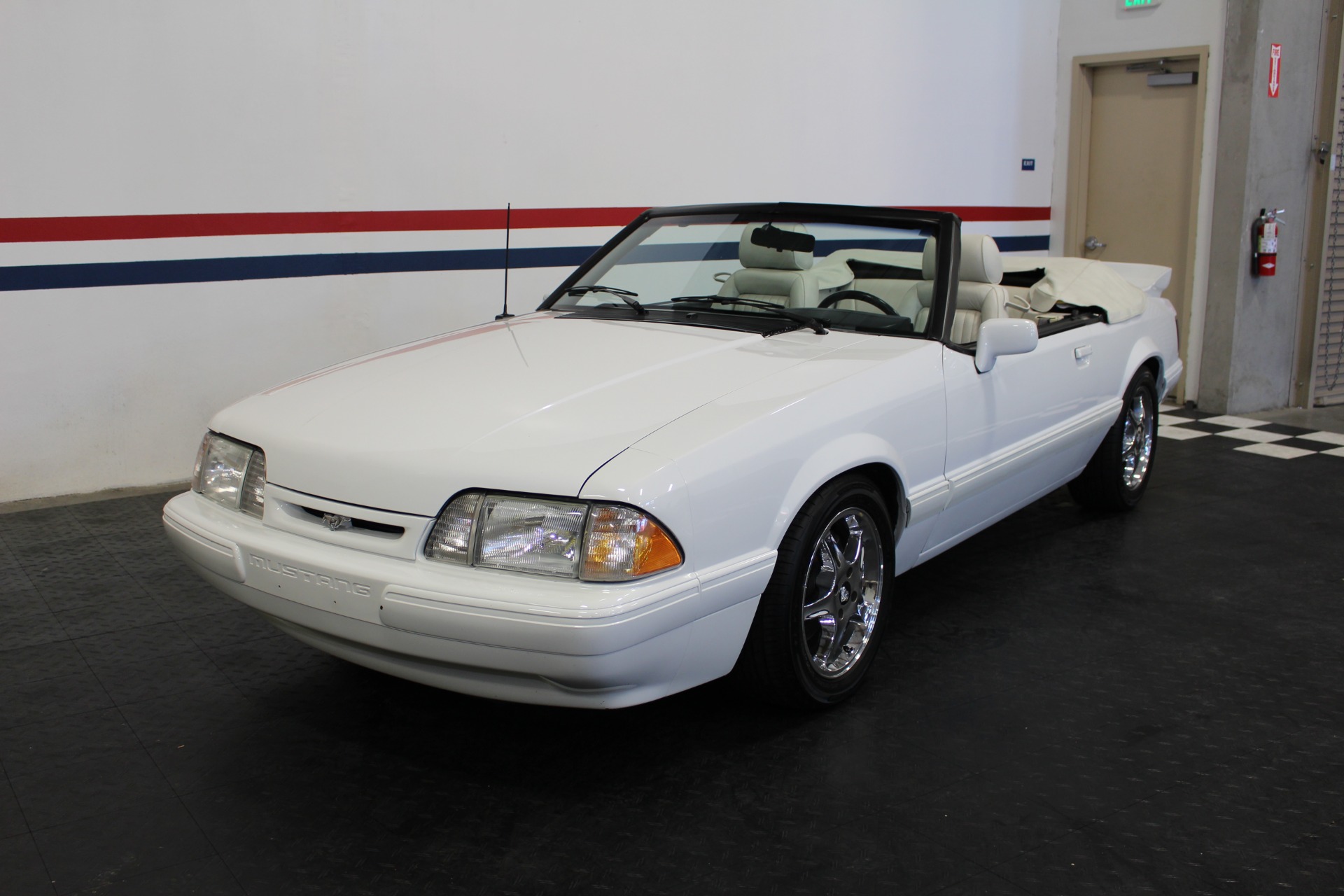 Used-1989-FORD-MUSTANG-LX