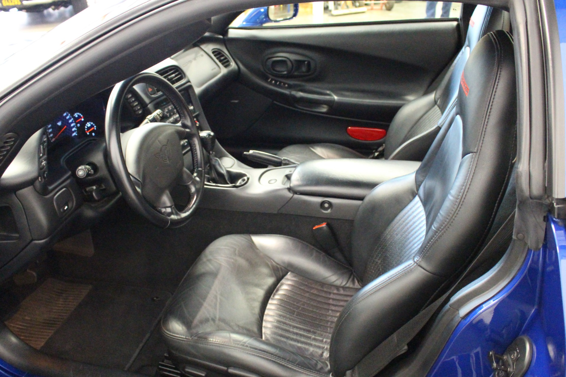 Used-2003-Chevrolet-Corvette-Z06