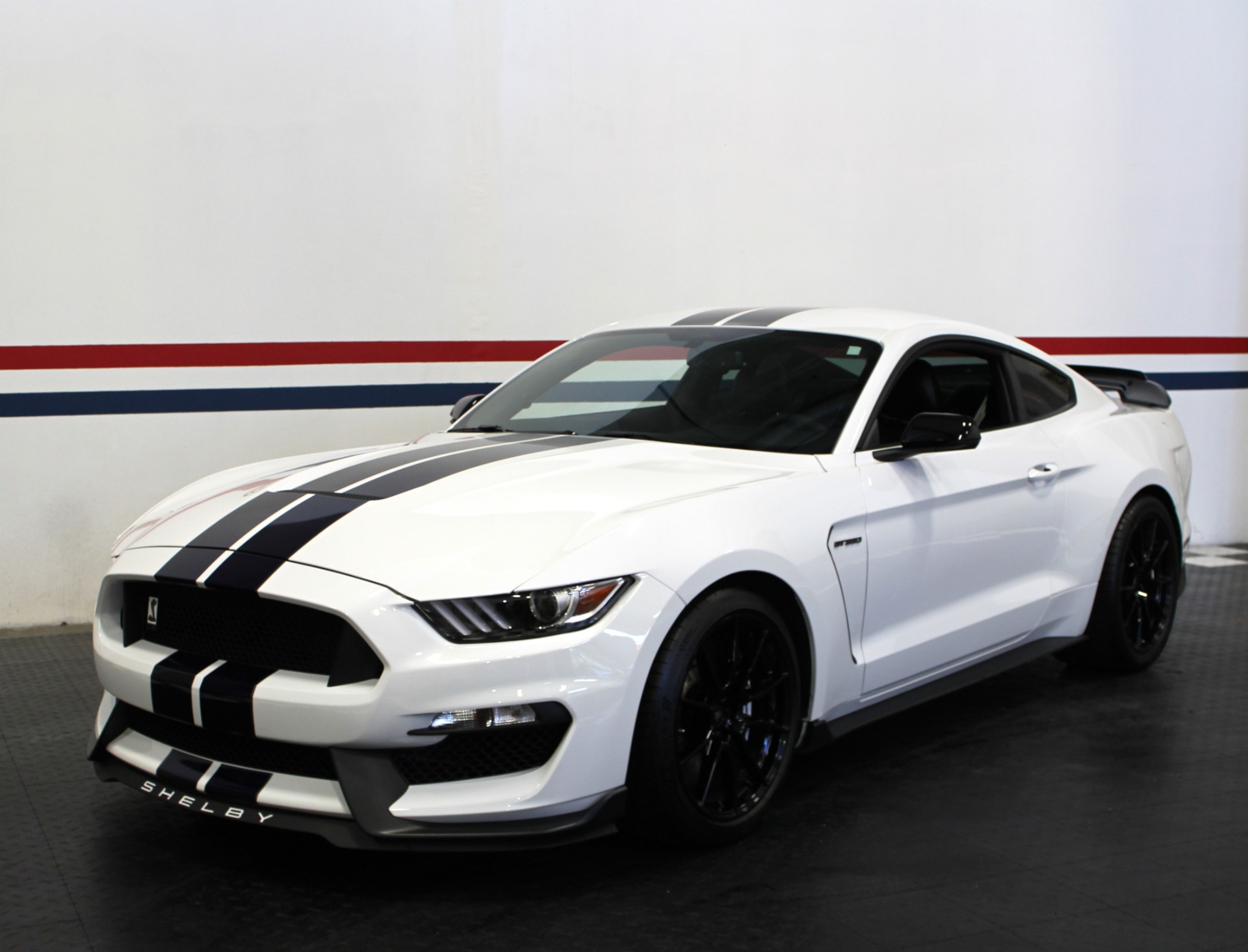 Used-2019-Ford-Mustang-GT-350